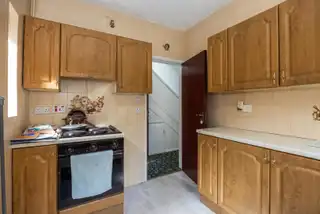 11 Abbeydale GardensImage 10