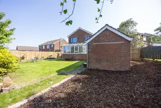 5 Burnthill GardensImage 24