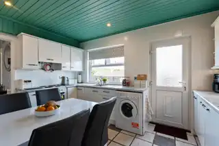 16 Ardfarn CloseImage 9