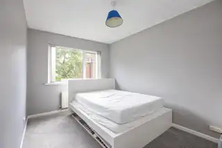20 Dorchester GardensImage 17