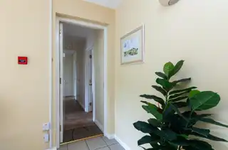 3 Hampton MewsImage 4