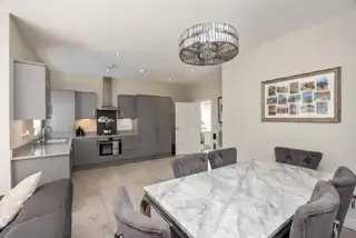 15 Belmont Hall WayImage 11