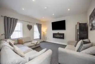 15 Belmont Hall WayImage 6