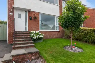 2 Fairhill DriveImage 2