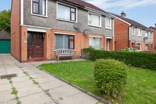 90 Elmfield RoadImage 2