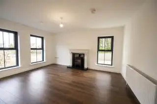 22 Iveagh HallImage 4