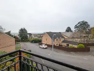 2 Lawnfield GroveImage 17