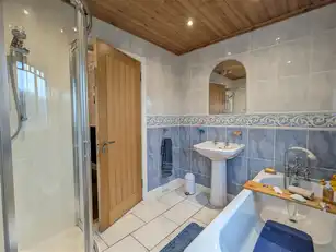 7 MeadowvaleImage 18