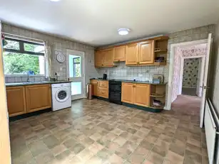 12A Tollymore RoadImage 11