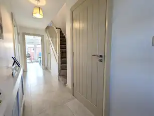 2 Forde GardensImage 2
