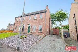 Image 1 for 9 Beech Hill