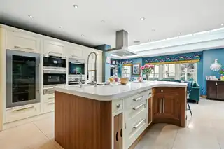 7 RiversideImage 8