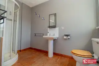 31 Riverview ParkImage 16