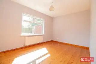 31 Riverview ParkImage 17