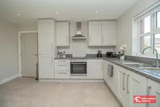 18 Shaws WoodImage 11