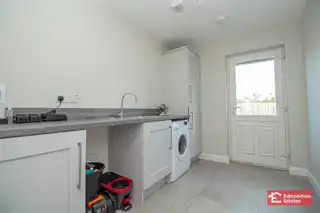 18 Shaws WoodImage 14