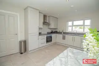 18 Shaws WoodImage 13