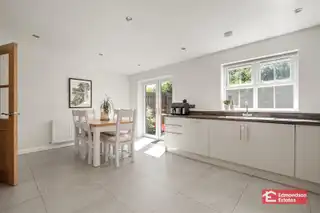 39 CarnwoodImage 12
