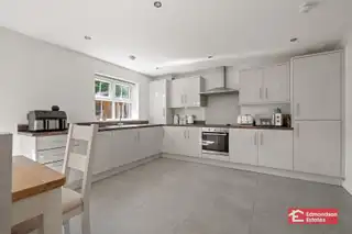 39 CarnwoodImage 9