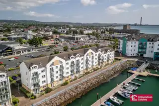 Image 1 for 118 Rodgers Quay