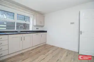 21 Dicksons HillImage 8