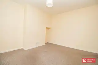 29 Tullymore ParkImage 8