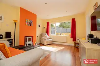 73 Firmount CrescentImage 5