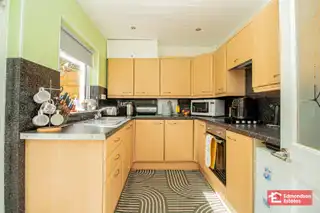 73 Firmount CrescentImage 8