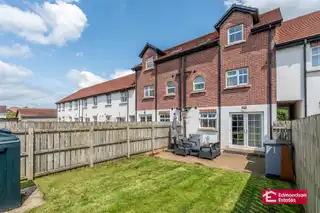 10 Castle MeadowsImage 36