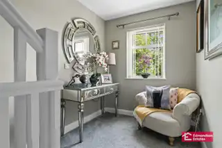 10 Castle MeadowsImage 21