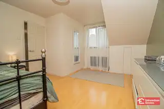 5 Sherwood AvenueImage 24