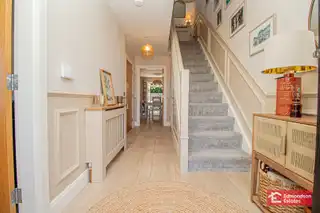 17 Rectory ManorImage 3