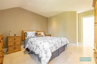 25 Leapoges RoadImage 50