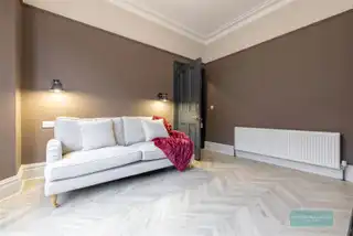 24 Orient GardensImage 9