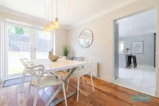 8 Highfields CloseImage 12