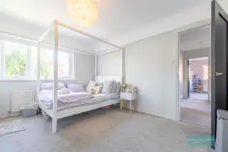 8 Highfields CloseImage 42
