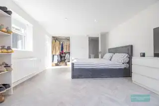 8 Highfields CloseImage 48