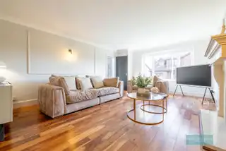 8 Highfields CloseImage 5