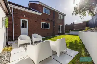 8 Highfields CloseImage 55