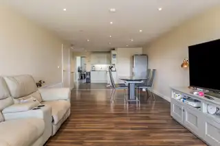 Apt 5, 3 AmblesideImage 8