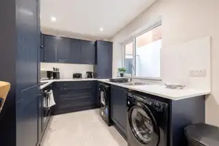 Rm 1,3,4 65 Greenore StreetImage 13