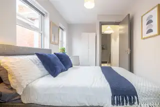 Rm 1,3,4 65 Greenore StreetImage 18