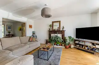 65 Church MeadowsImage 5