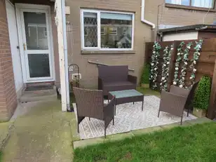 25 Braemar AvenueImage 13