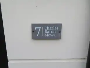 7 Charles Baron MewsImage 2