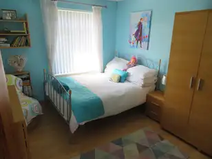 115 Greenhill ParkImage 15