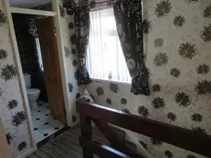115 Greenhill ParkImage 13