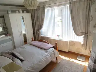 115 Greenhill ParkImage 14