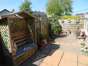 115 Greenhill ParkImage 18