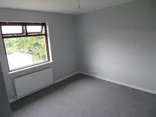 37 Russell DriveImage 9